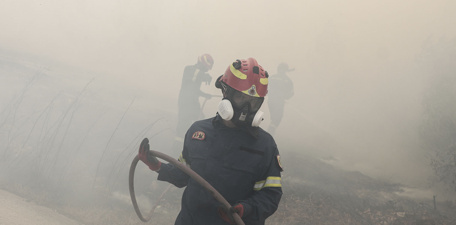 Φωτιά: Σε ύφεση η πυρκαγιά στην Αττική - Οι άνεμοι θα ενισχυθούν τις επόμενες ώρες, φόβοι για αναζωπυρώσεις