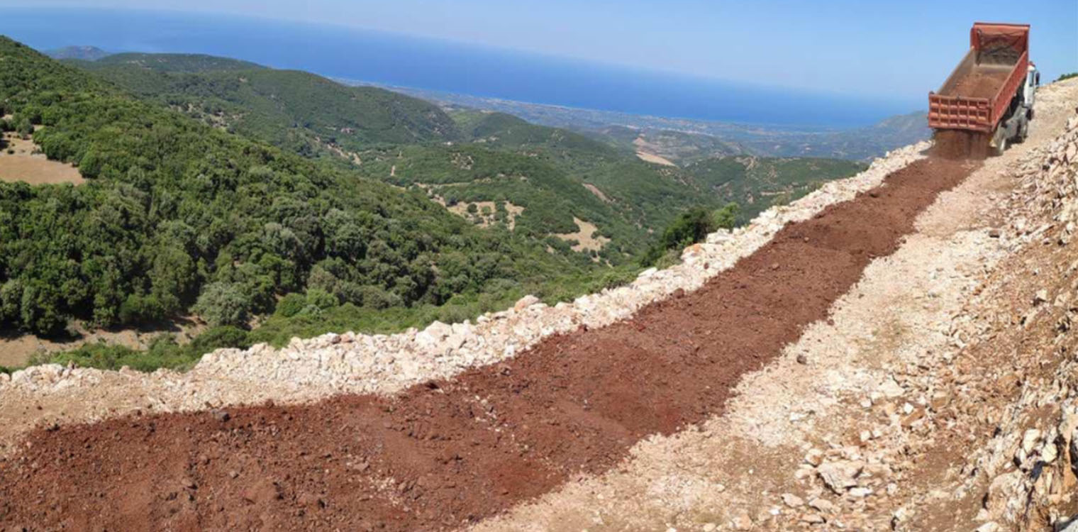 Σε εξέλιξη οι εργασίες βελτίωσης της αγροτικής οδοποιίας στο Δήμο Ζαχάρως