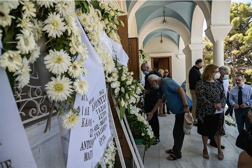 simopoulos kideia papagou 3