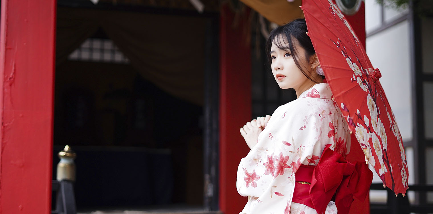 Σάλος στην Κίνα: Γυναίκα συνελήφθη γιατί φορούσε ιαπωνικό κιμονό