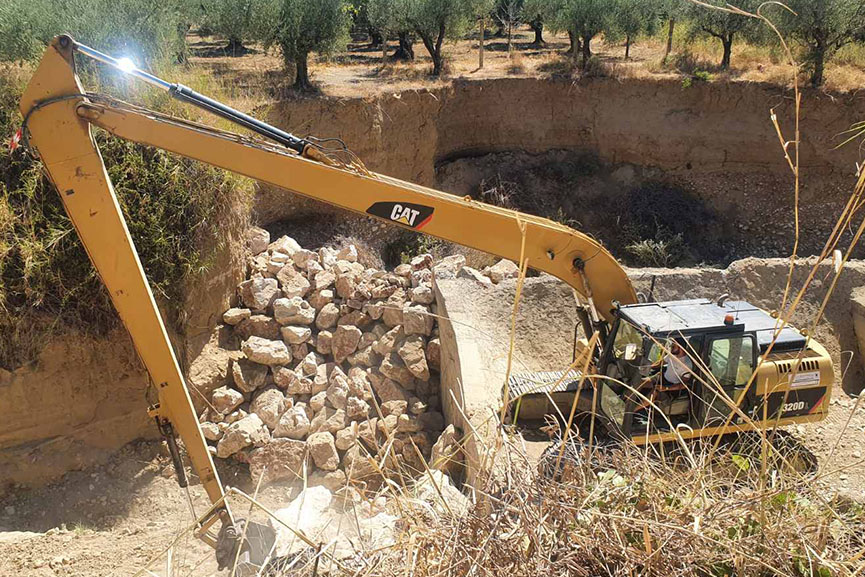 farmakis erga ilia 6