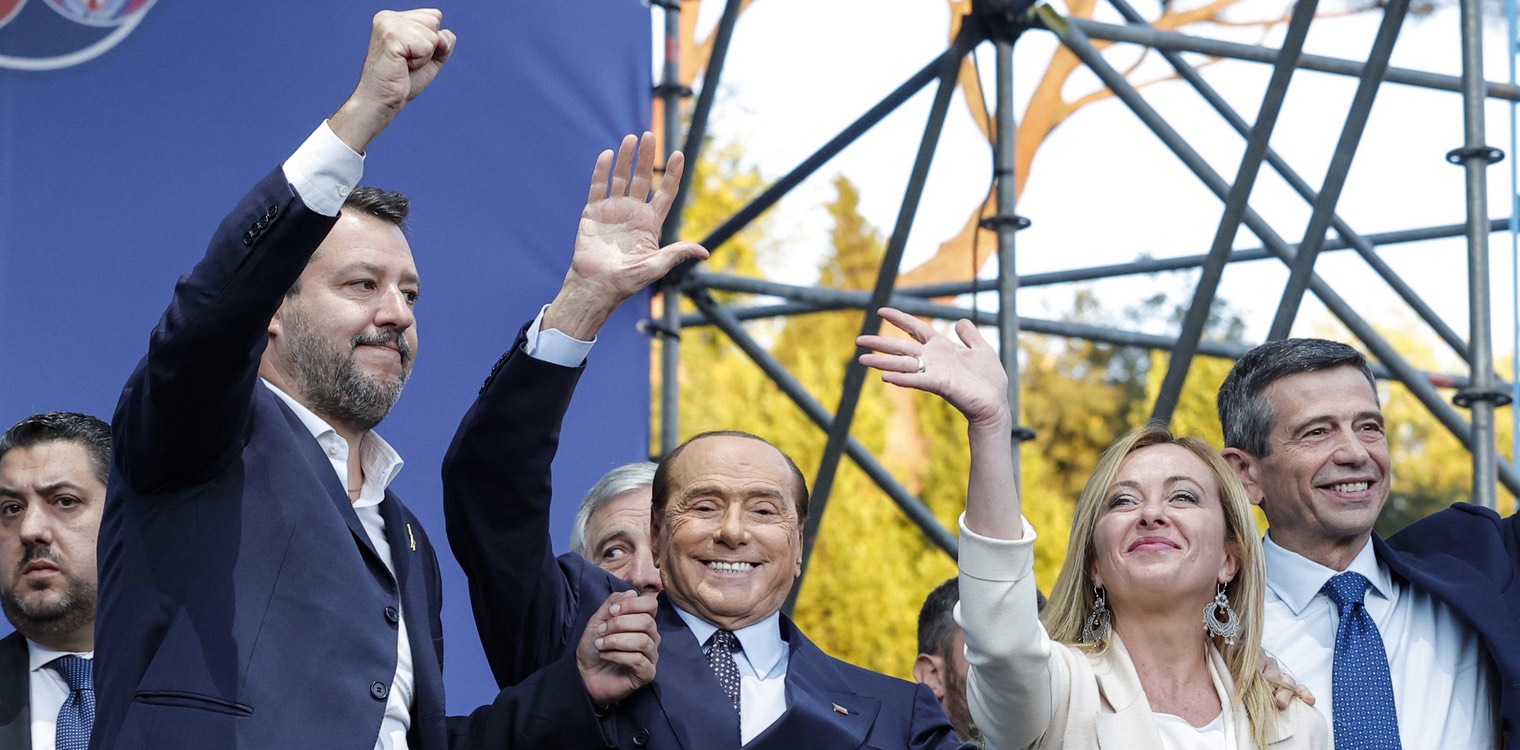 Προβληματισμός και ανησυχία στην ΕΕ για το ενδεχόμενο να αναλάβει την εξουσία στην Ιταλία ακροδεξιός κυβερνητικός συνασπισμός
