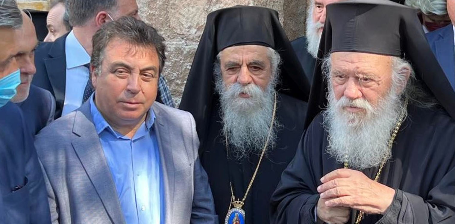 Στο πλευρό του νέου Μητροπολίτη Ηλείας κ.κ. Αθανάσιου Μπαχού ο Δήμαρχος Πύργου