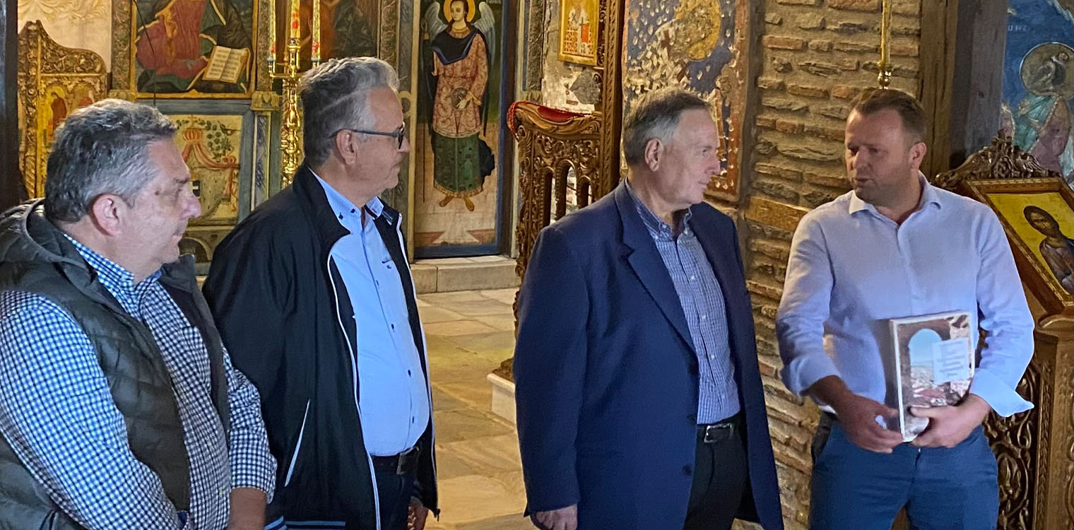 Στην ιστορική μονή Βλατάδων αντιπροσωπεία του Δήμου Ανδραβίδας-Κυλλήνης