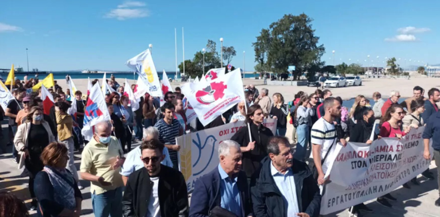 Πάτρα: Βατραχάνθρωποι και ΜΑΤ έχουν «ζώσει» το παλιό λιμάνι