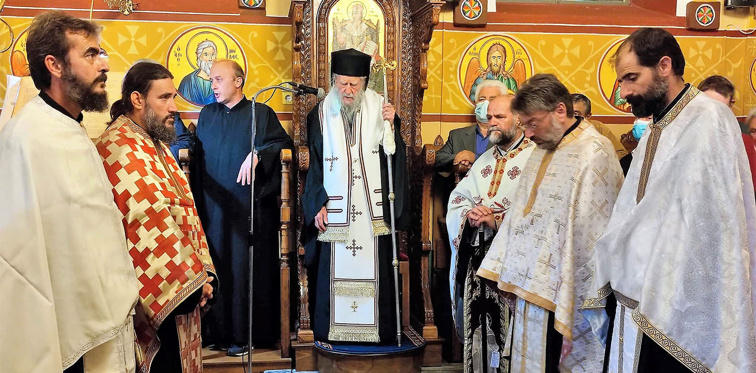 Ο πρώην Μητροπολίτης Ηλείας κ.κ. Γερμανός στον πανηγυρίζοντα Ιερό Ναό Αγ. Δημητρίου, του Δ.Δ. Αγ. Ιωάννου Πύργου