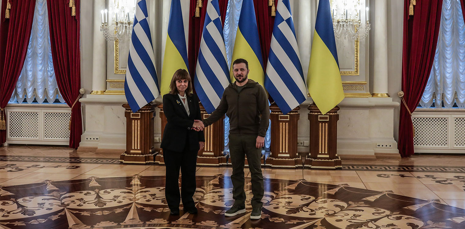 Κίεβο: Η Σακελλαροπούλου συνάντήθηκε με τον Ζελένσκι - «Η ρωσική επίθεση στην Ουκρανία μας αφορά όλους»