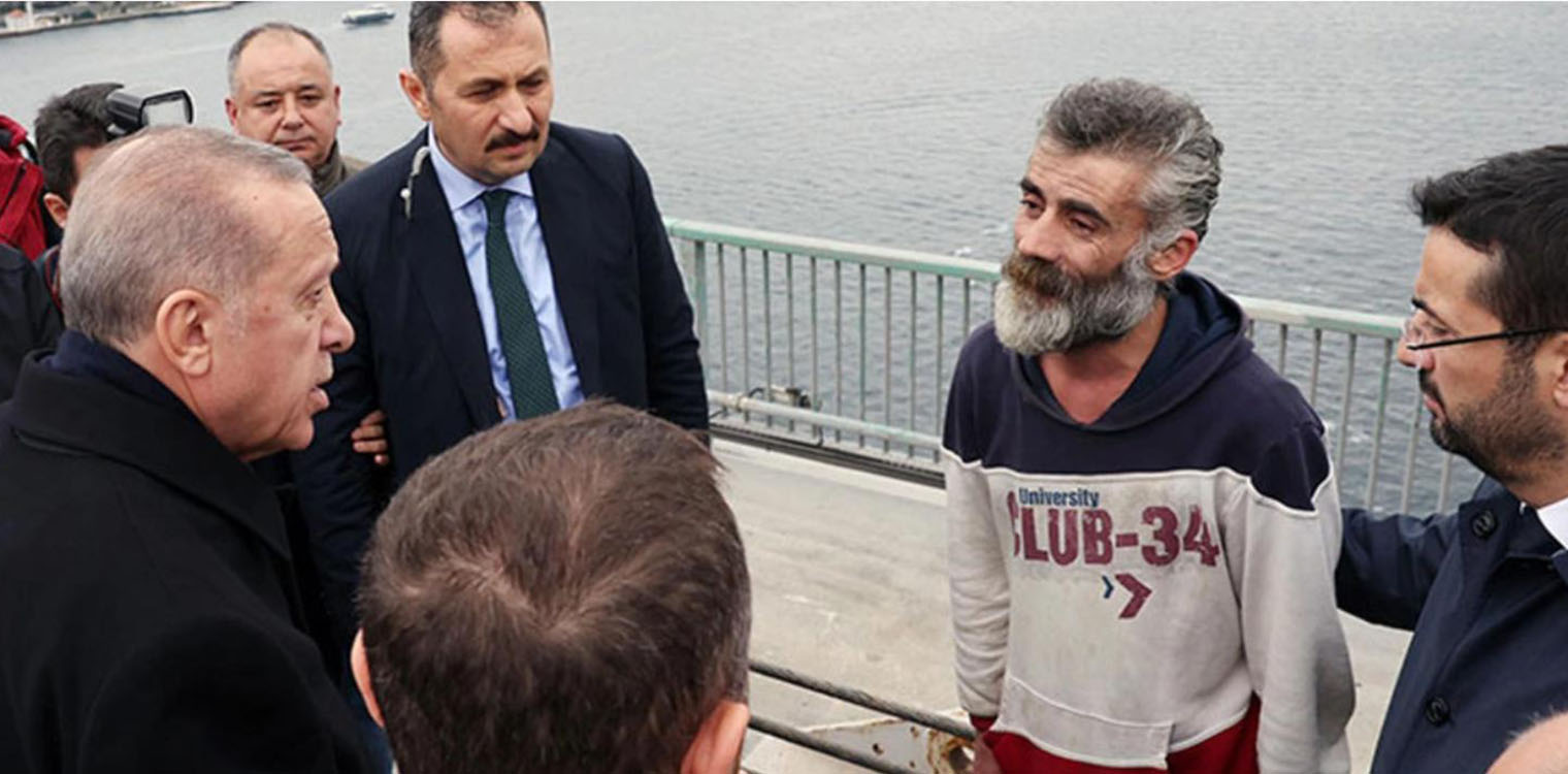 Τουρκία: «Σόου» Ερντογάν - Έσωσε επίδοξο αυτόχειρα, όπως είχε κάνει και το 2015!