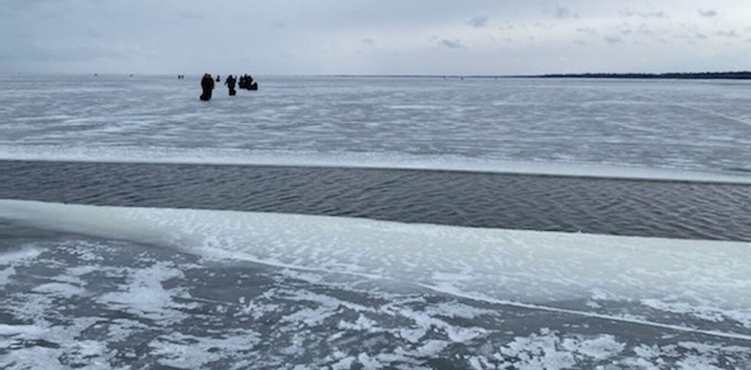 Μινεσότα: 200 ψαράδες εγκλωβίστηκαν σε ένα κομμάτι πάγου