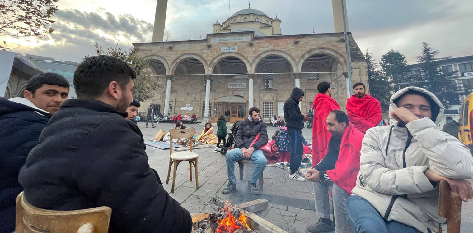 Σεισμός στην Τουρκία: Πανικός μετά από 5,9 Ρίχτερ - Πάνω από 20 οι τραυματίες