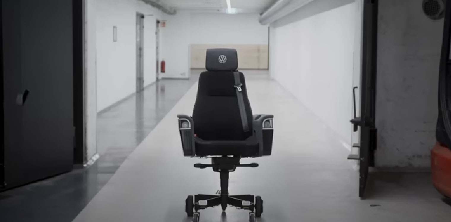 H Volkswagen δημιούργησε μια ηλεκτρική καρέκλα γραφείου που «τρέχει» με 20 χλμ την ώρα