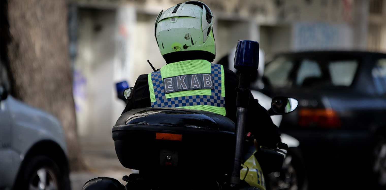 Πάτρα: Άμεση επέμβαση του μοτοσικλετιστή διασώστη του ΕΚΑΒ - Έσωσε 16χρονο μαθητή με απόφραξη αεραγωγού