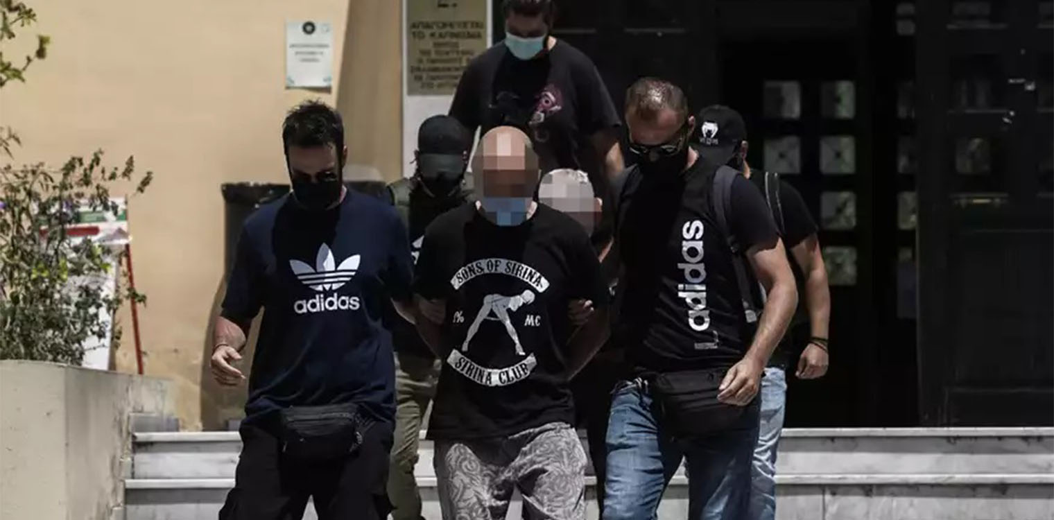 Δίκη για κύκλωμα trafficking στην Ηλιούπολη: Αθώος ο αστυνομικός – Έντονες αντιδράσεις στην αίθουσα του δικαστηρίου