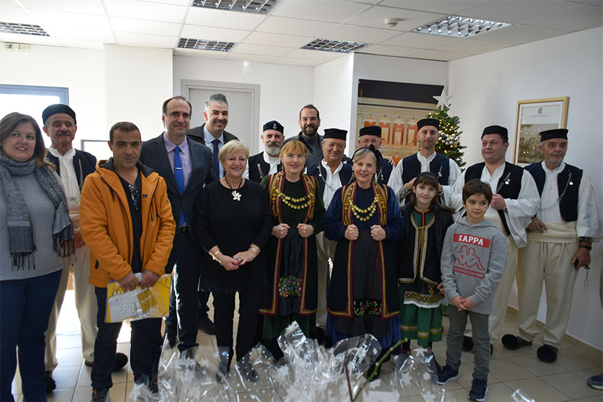 farmakis xrist kalanta 2