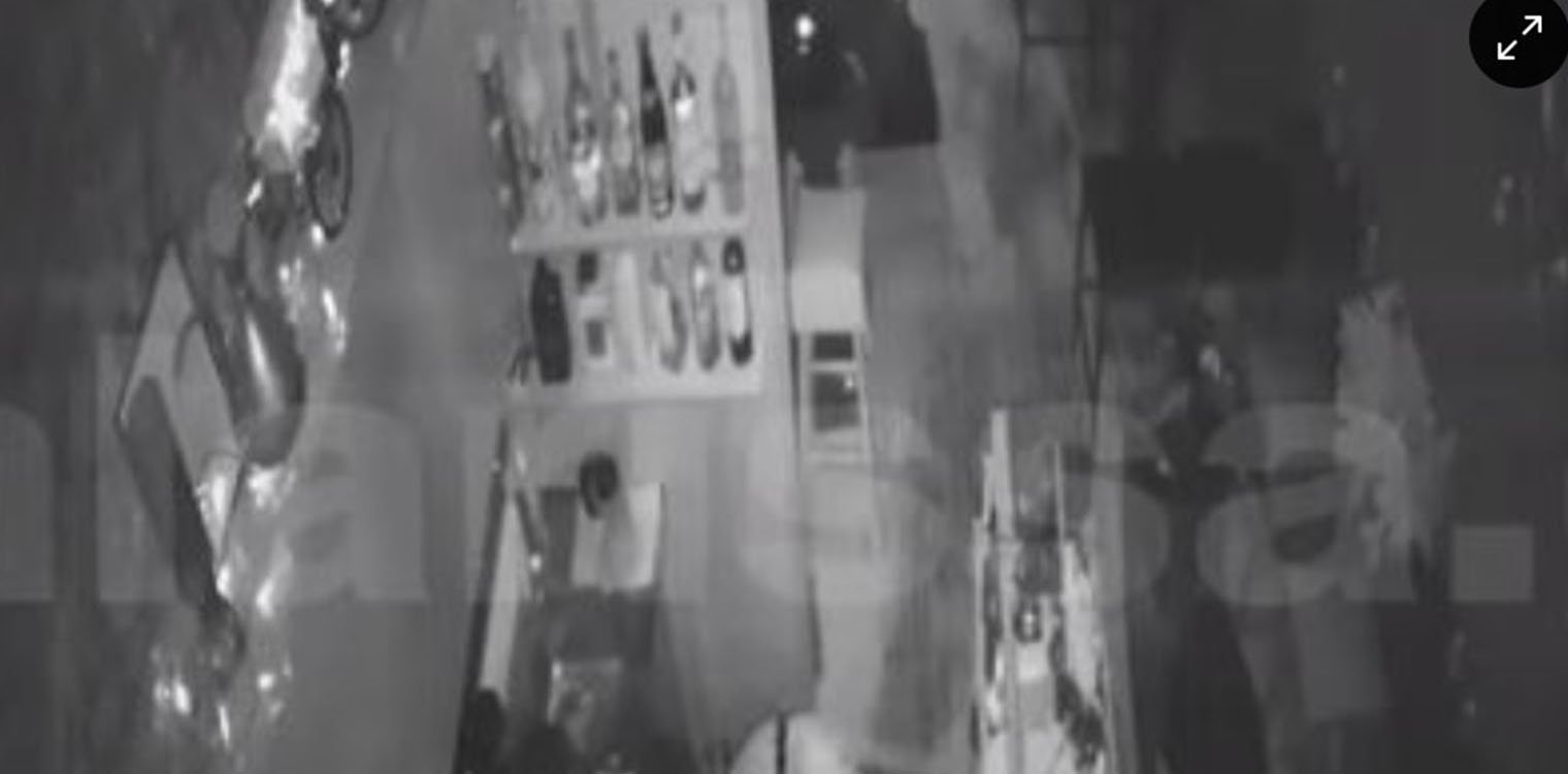 Λάρισα: Μπήκε να κλέψει και πήρε και τις άδειες του καταστήματος