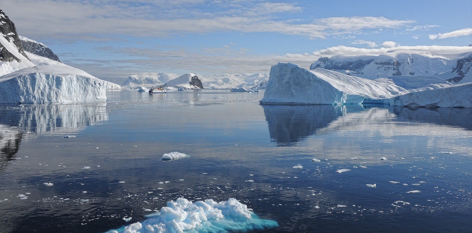 Η κλιματική αλλαγή «έφτασε» στην Γροιλανδία: Θερμότερη από κάθε άλλη φορά τα τελευταία 1.000 χρόνια