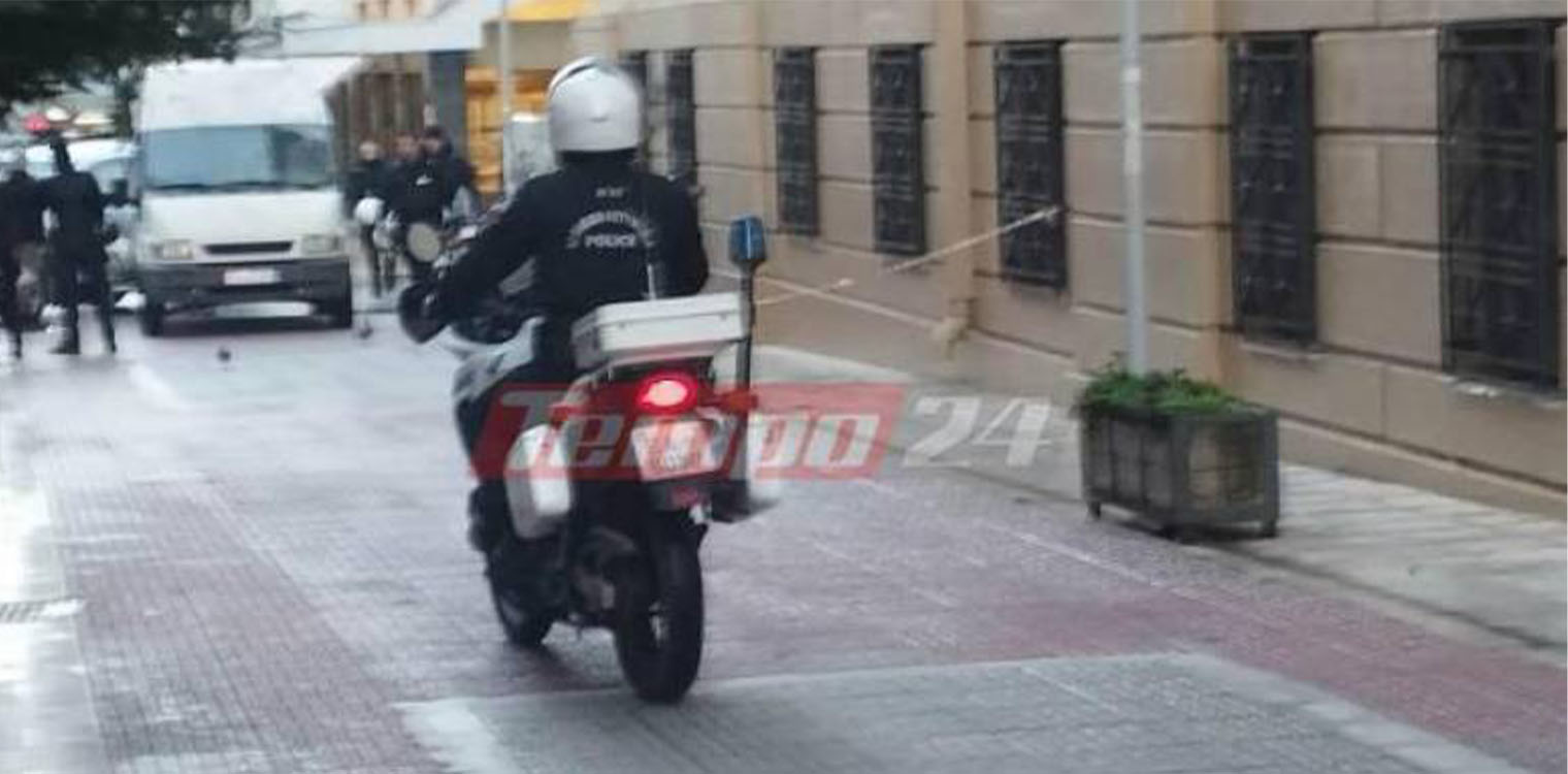 Πάτρα: Στον ανακριτή οι "6" για ληστείες και ναρκωτικά, ανάμεσα τους και ο γιος του «Στέλιου» της 17Ν (photos &amp; video)