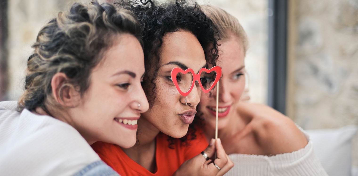 Πάρτι με θέμα "Galentine’s Day" για τις 14 Φλεβάρη
