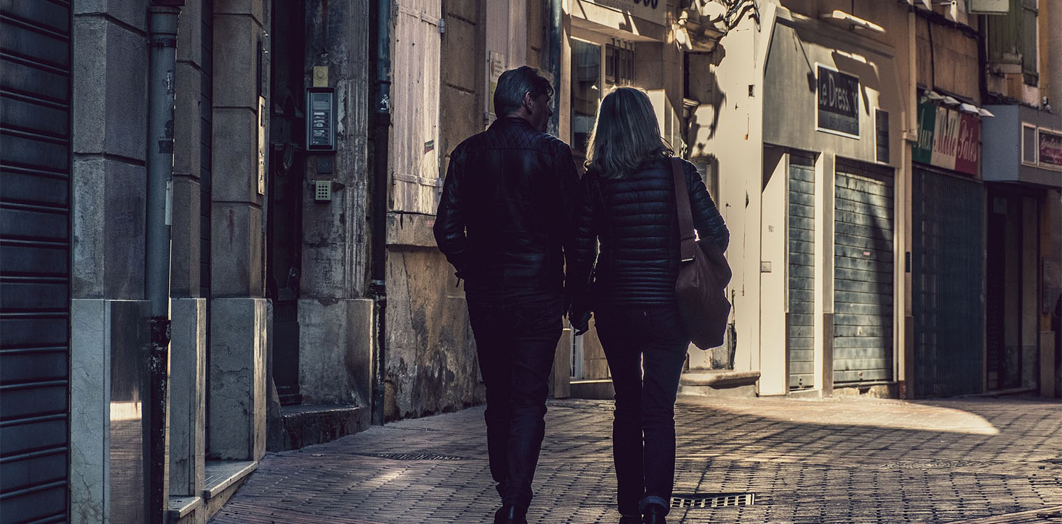 Πώς επηρεάζουν τη μέση ηλικία οι καλές διαπροσωπικές σχέσεις; Αυστραλιανή μελέτη απαντά