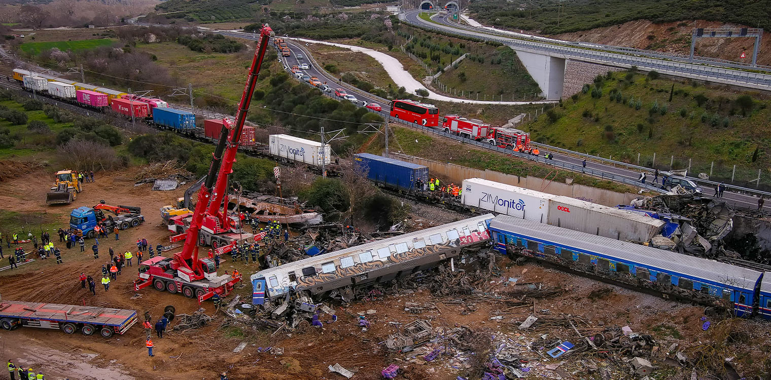 Σιδηροδρομικό δυστύχημα στα Τέμπη: Ταυτοποιήθηκαν 52 θύματα