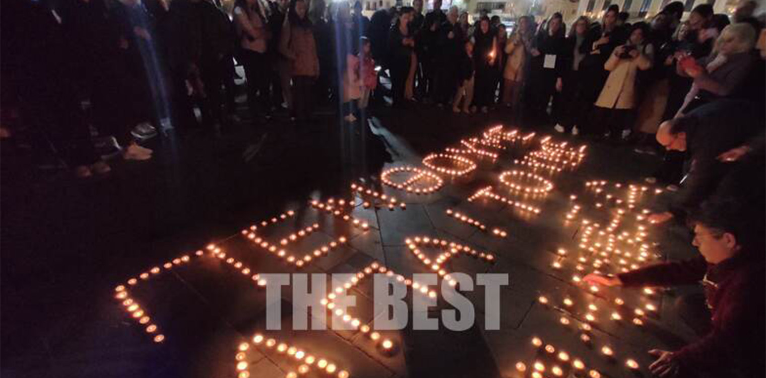Πάτρα: Σιωπηρή διαμαρτυρία για την τραγωδία στα Τέμπη –«Πενθούμε, Απαιτούμε» (photos &amp; video)
