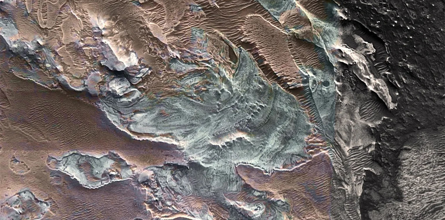 Υπολείμματα αρχαίου παγετώνα εντοπίστηκαν στον Άρη - Τι λένε επιστήμονες