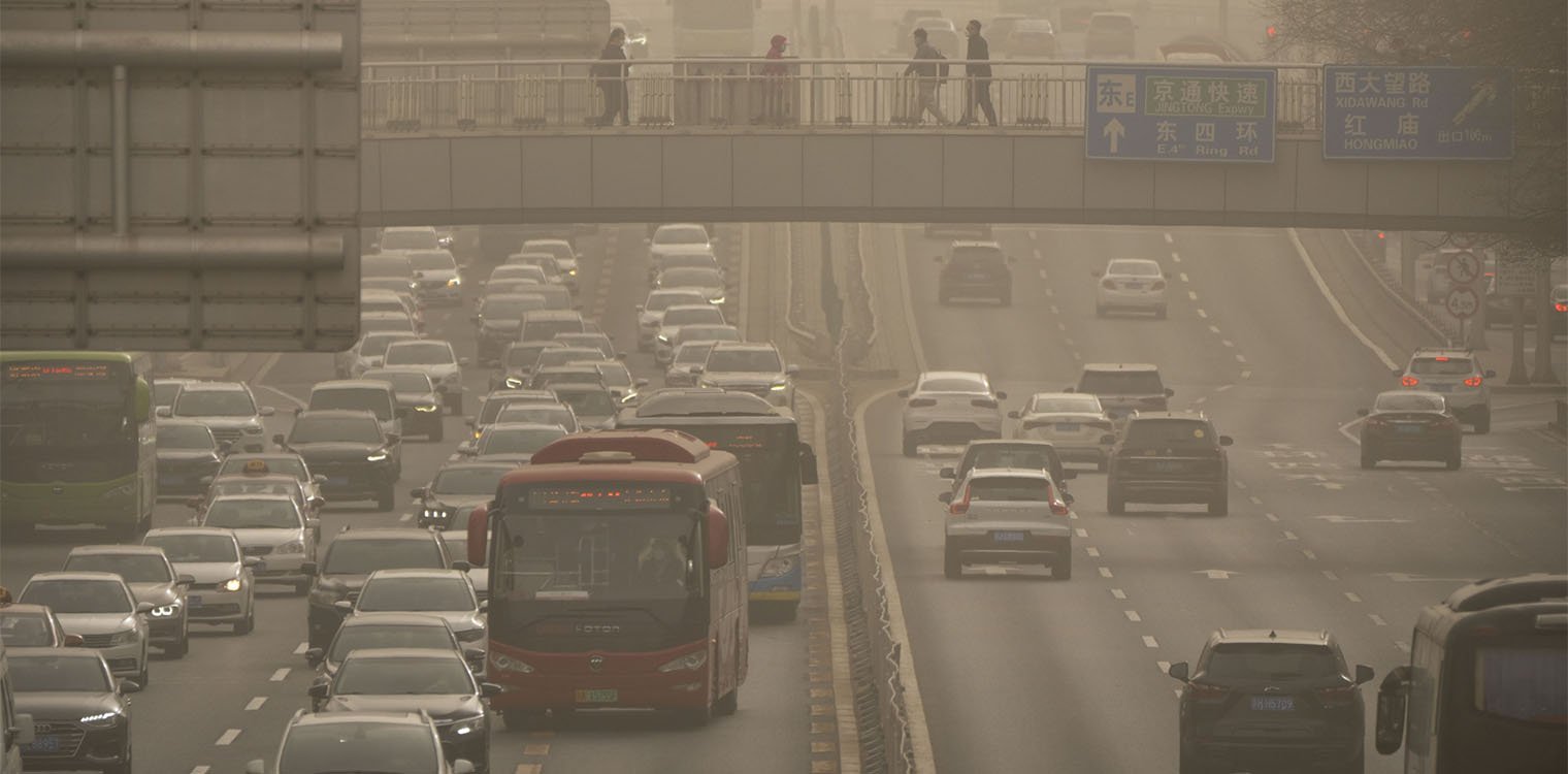 Κίνα: Σφοδρή αμμοθύελλα σαρώνει το Πεκίνο - Επιδεινώνεται η ατμοσφαιρική ρύπανση
