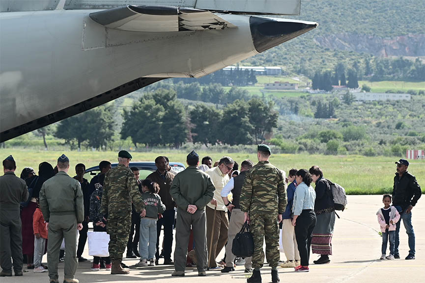 soyudan elines tanagra 3