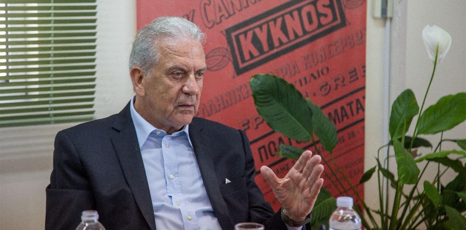 Εργοστάσια στην Ηλεία επισκέφτηκε ο Δημήτρης Αβραμόπουλος