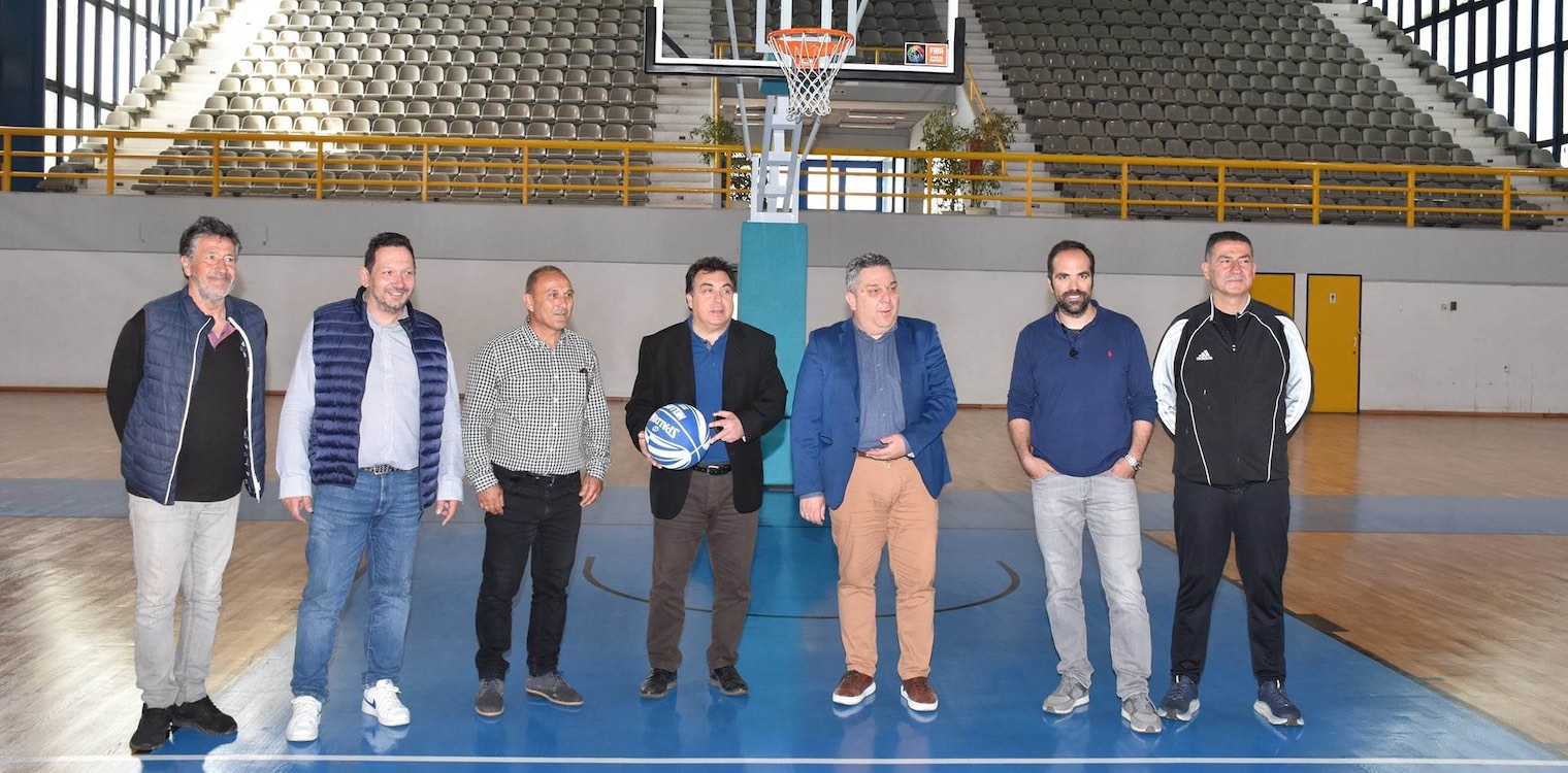 Τοποθετήθηκαν οι νέες μπασκέτες στο ανακαινισμένο Κλειστό Γυμναστήριο Πύργου «Γ. Βασιλακόπουλος»