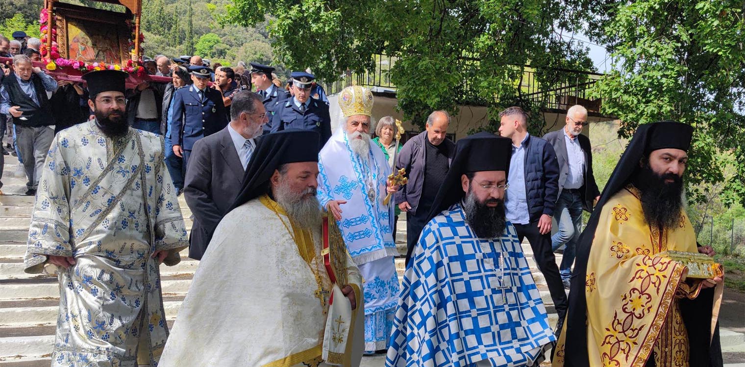 Περίλαμπρη η εορτή της Παρόδου των Ιερών Λειψάνων του Αγίου Νικολάου στα Σπάτα Αχαΐας