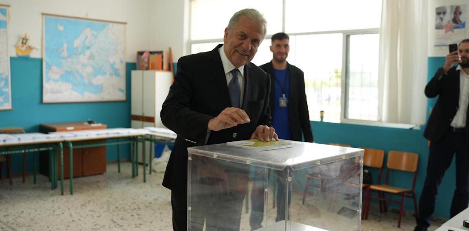 Αβραμόπουλος: Εύχομαι το εκλογικό αποτέλεσμα να δώσει δύναμη, ελπίδα και προοπτική πάνω απ όλα στον ελληνικό λαό και βέβαια στην αγαπημένη μας Ηλεία