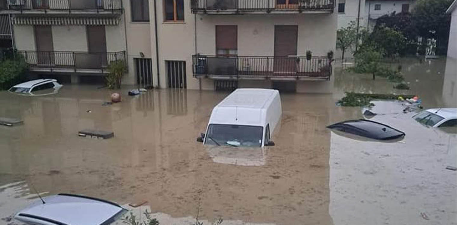 Κακοκαιρία στην Ιταλία: Δυο νεκροί και τέσσερις αγνοούμενοι από τις πλημμύρες