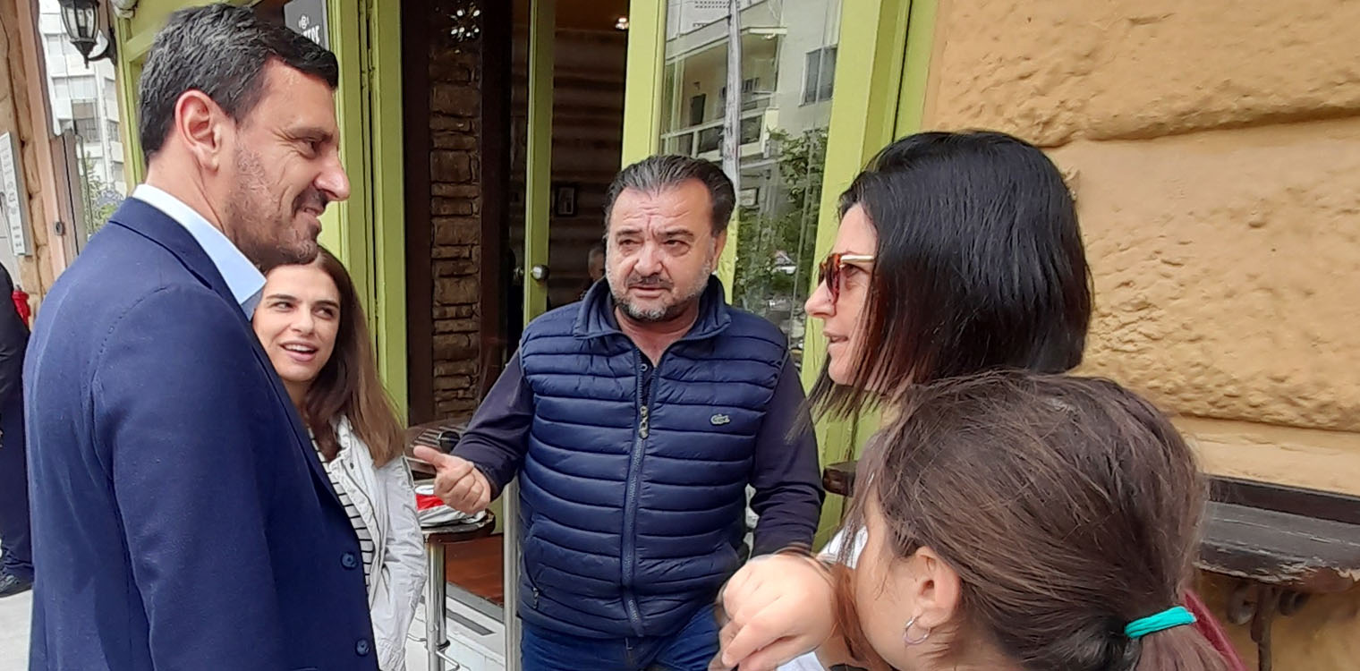 Τα καταστήματα του Πύργου επισκέφτηκε ο υποψήφιος βουλευτής Ηλείας Ανδρέας Νικολακόπουλος