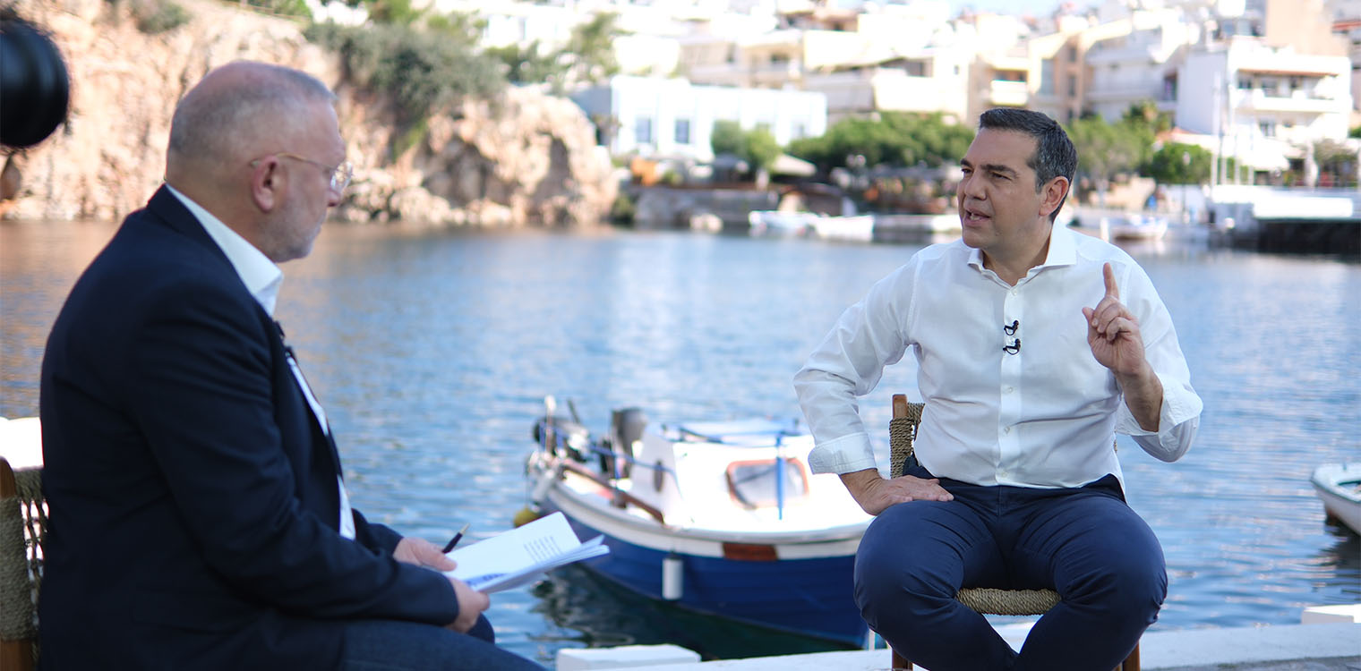 Τσίπρας: Υποκριτής ο Μητσοτάκης - Παίζει επικίνδυνα παιχνίδια με τα εθνικά θέματα