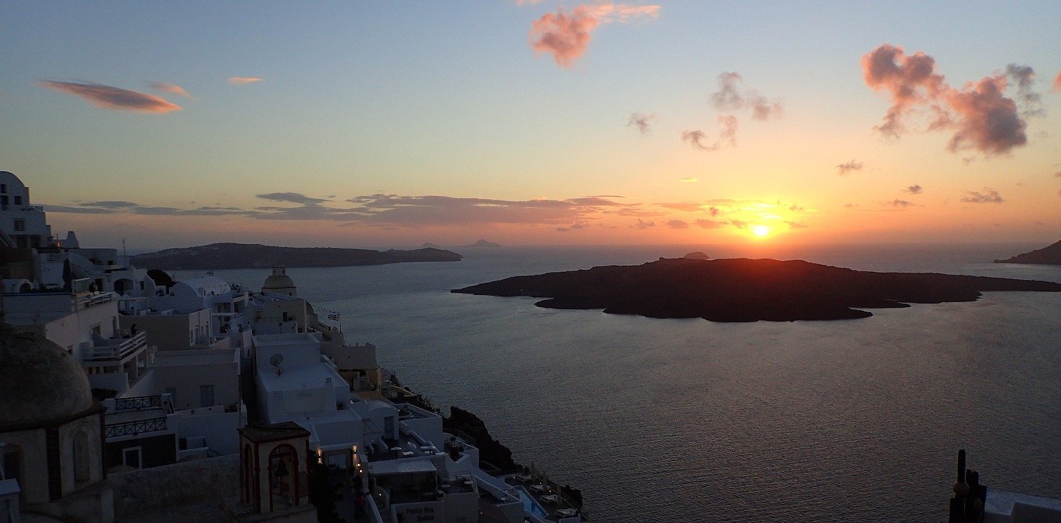 Υπό στενή παρακολούθηση το ηφαίστειο στη Σαντορίνη: Πώς συνδράμουν ΕΚΠΑ και Δήμος Θήρας - Έγινε η δεύτερη ωκεανογραφική αποστολή
