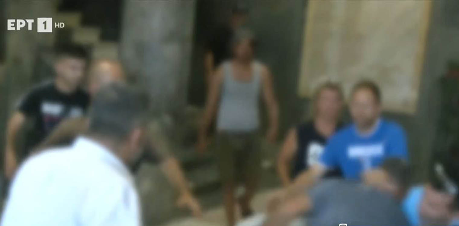 Ρόδος: Επεισόδια και ξύλο στο δημαρχείο σε διαγωνισμό για τις ομπρέλες στις παραλίες
