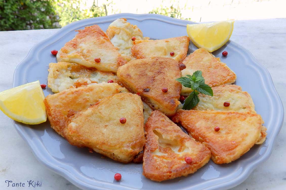 Το υπέροχο Λαδοτύρι Μυτιλήνης... σαγανάκι με δύο τρόπους!