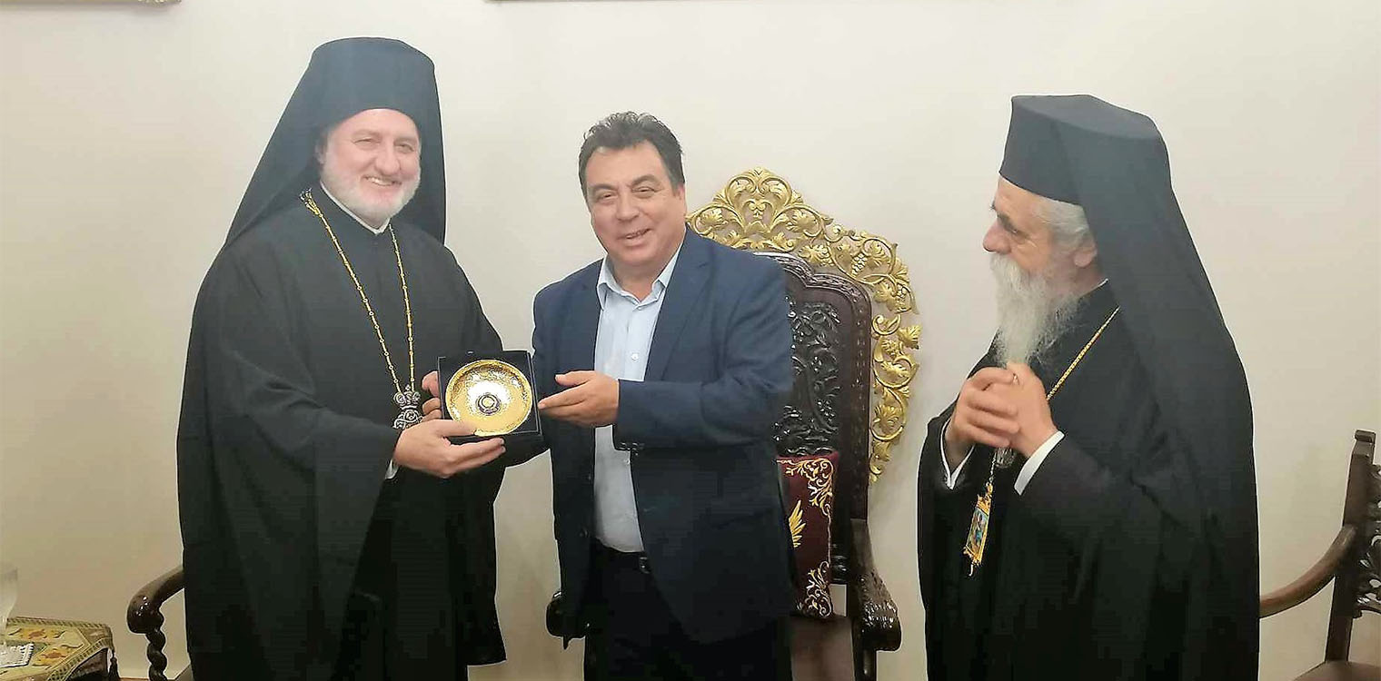 Συνάντηση του Αρχιεπισκόπου Αμερικής κ.κ. Ελπιδοφόρου με τον Δήμαρχο Πύργου Π. Αντωνακόπουλο