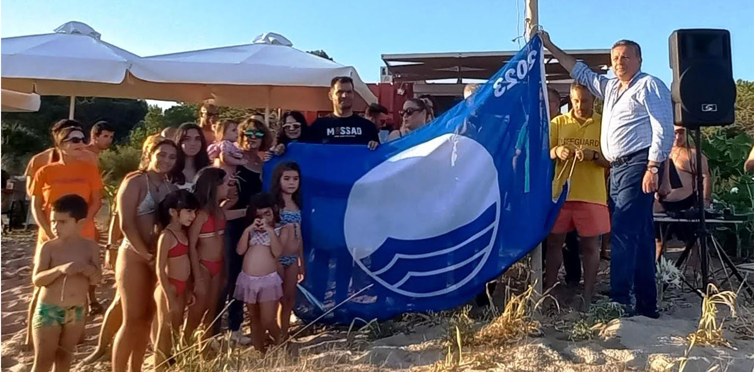 Δήμος Πηνειού: Γαλάζιες σημαίες κυματίζουν σε Αρκούδι, Θίνες και Γλύφα - Ο μοναδικός Δήμος στην Ηλεία με 3 βραβευμένες παράλιες