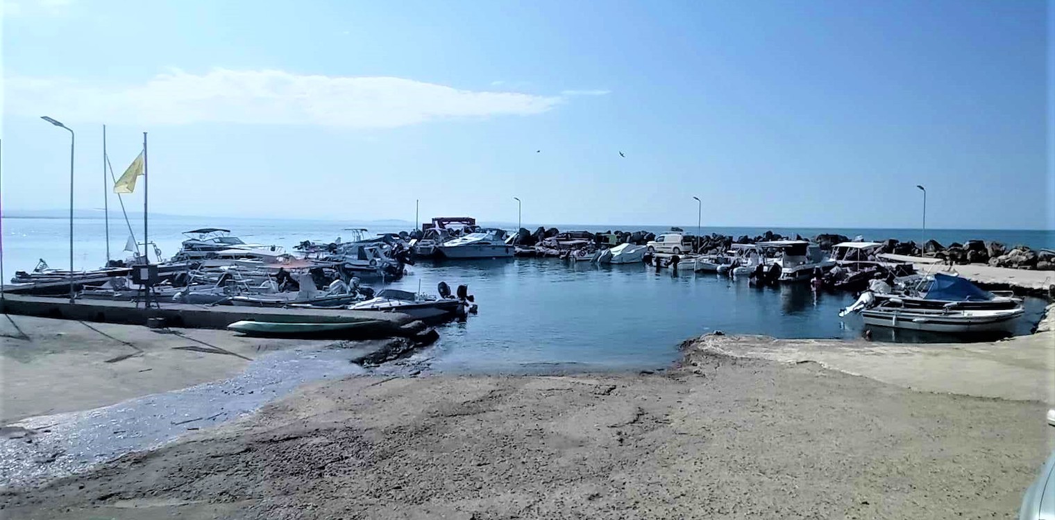 Γλύφα: Πόλος έλξης τουριστών επισκεπτών - Σημείο αναφοράς το γραφικό της λιμανάκι