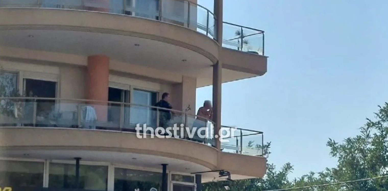 Θεσσαλονίκη: Μεθυσμένος άνδρας βγήκε με καραμπίνα στο μπαλκόνι του σπιτιού του