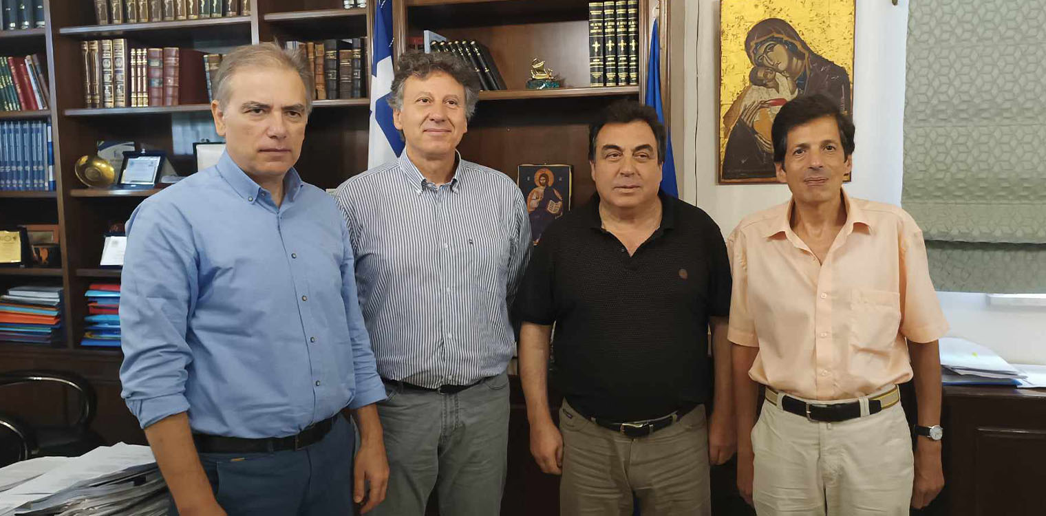 Στον Δήμαρχο Πύργου οι καθηγητές του Θερινού Σχολείου «Ήρων»