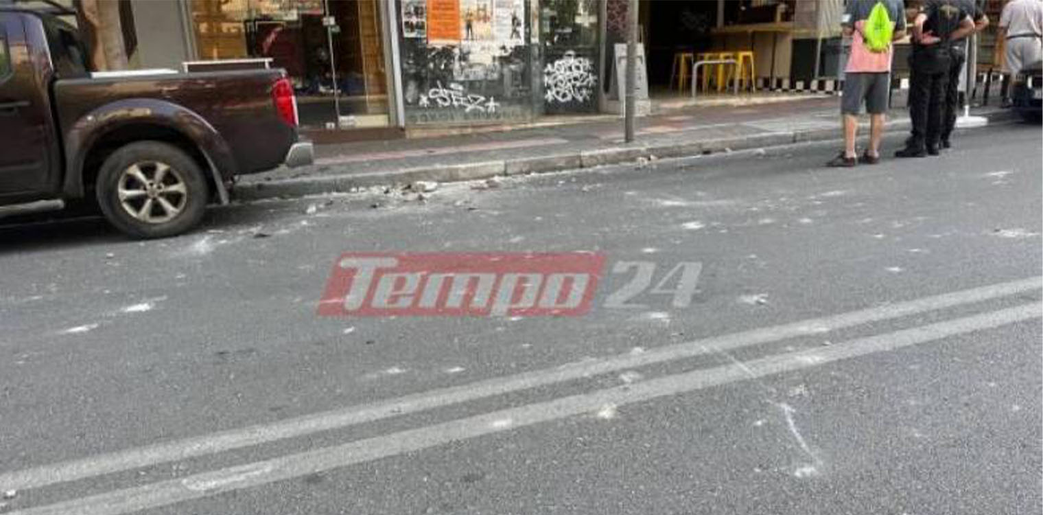 Ξεκόλλησαν σοβάδες στο κέντρο της Πάτρας! - Από θαύμα δεν τραυματίστηκαν περαστικοί (photos)