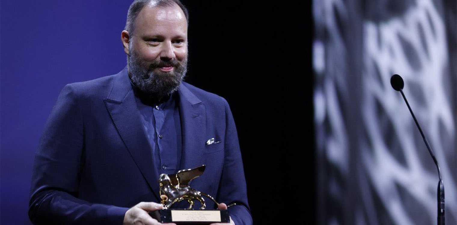 Γιώργος Λάνθιμος: Ο Έλληνας που κέρδισε τον Χρυσό Λέοντα «κλέβοντας» το βραβείο από τους σκηνοθέτες του Χόλιγουντ 