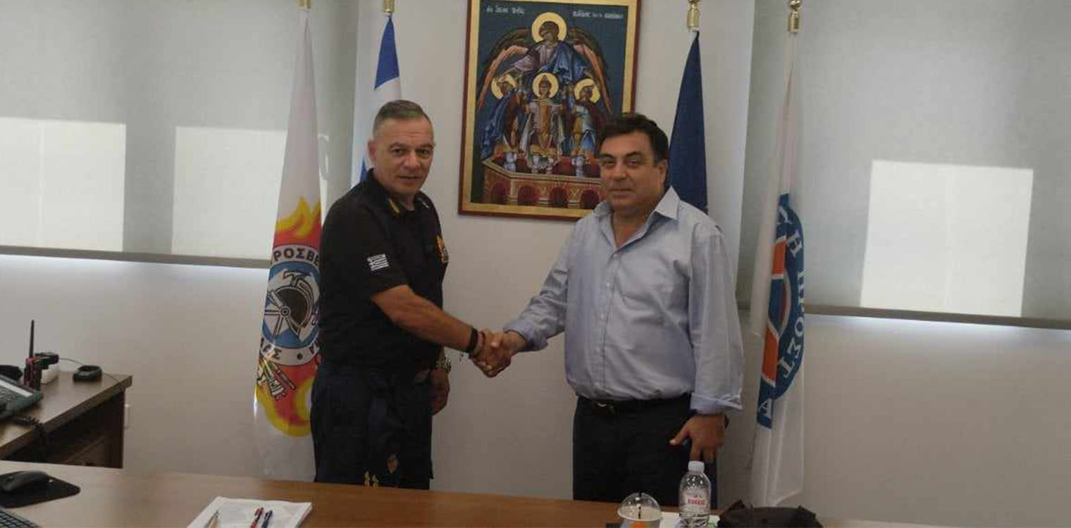 Επισκέψεις του δημάρχου Πύργου Παν. Αντωνακόπουλου στην Αστυνομική Διεύθυνση και την Πυροσβεστική Υπηρεσία