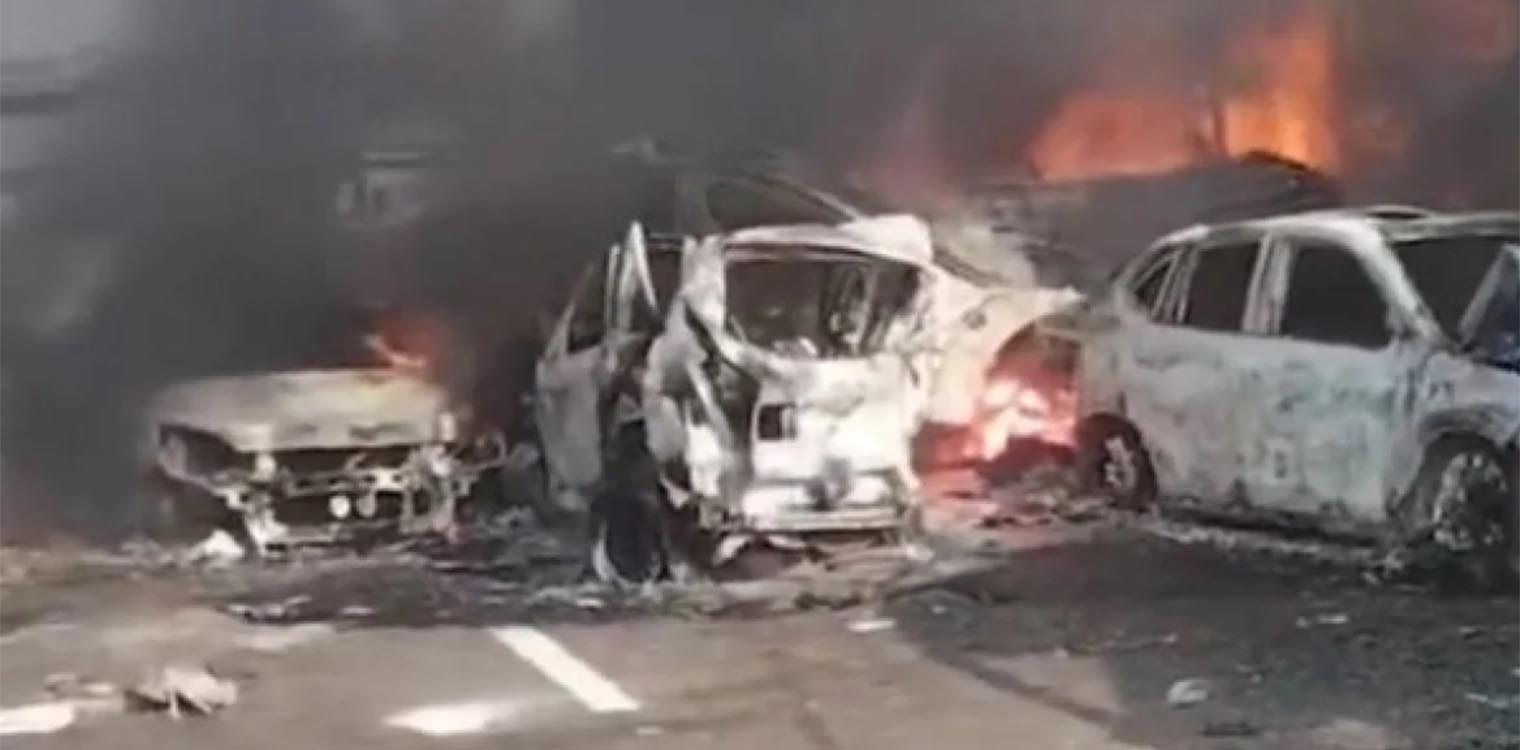 Τραγωδία στην Αίγυπτο - Μεγάλη καραμπόλα από διαρροή καυσίμου, αναφορές για 32 νεκρούς (video)