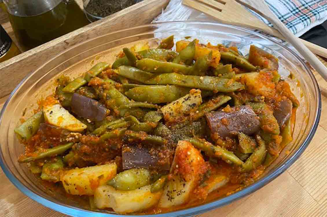 Φασολάκια με λαχανικά και ντομάτα (στον ατμό)