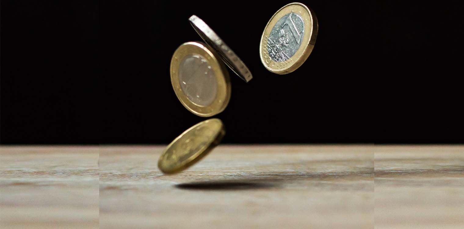 «Κορώνα ή γράμματα»: Επιστήμονες έριξαν 350.757 κέρματα για να αποδείξουν πως δεν είναι ένα παιχνίδι τύχης (video)