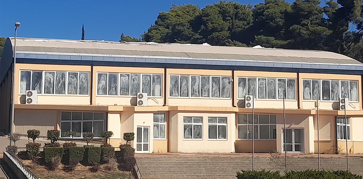 Σημαντικές ζημιές από ανεμοστρόβιλο στην οροφή του Κλειστού Κρεστένων